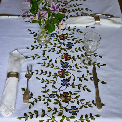 Clover Leaf Table Cloth