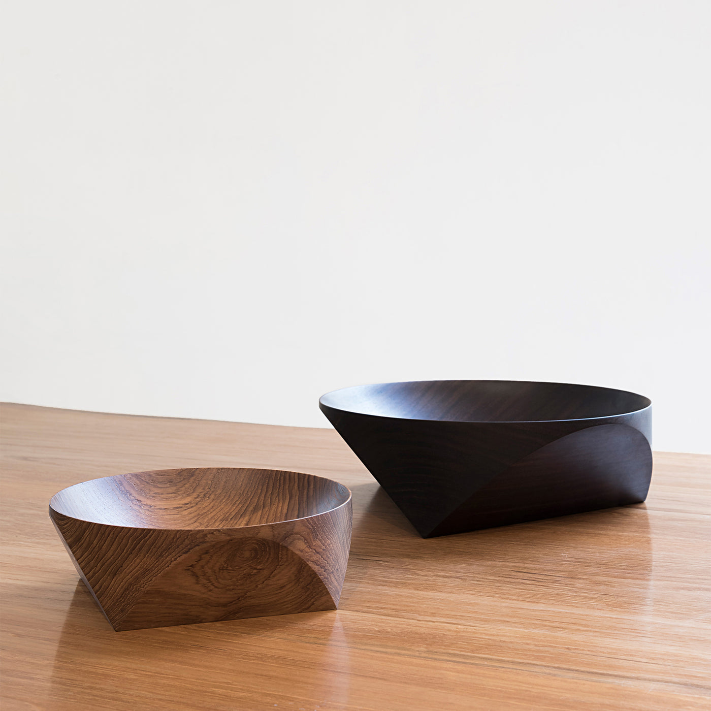 Buy Topologic Flat Bowls by Casegoods