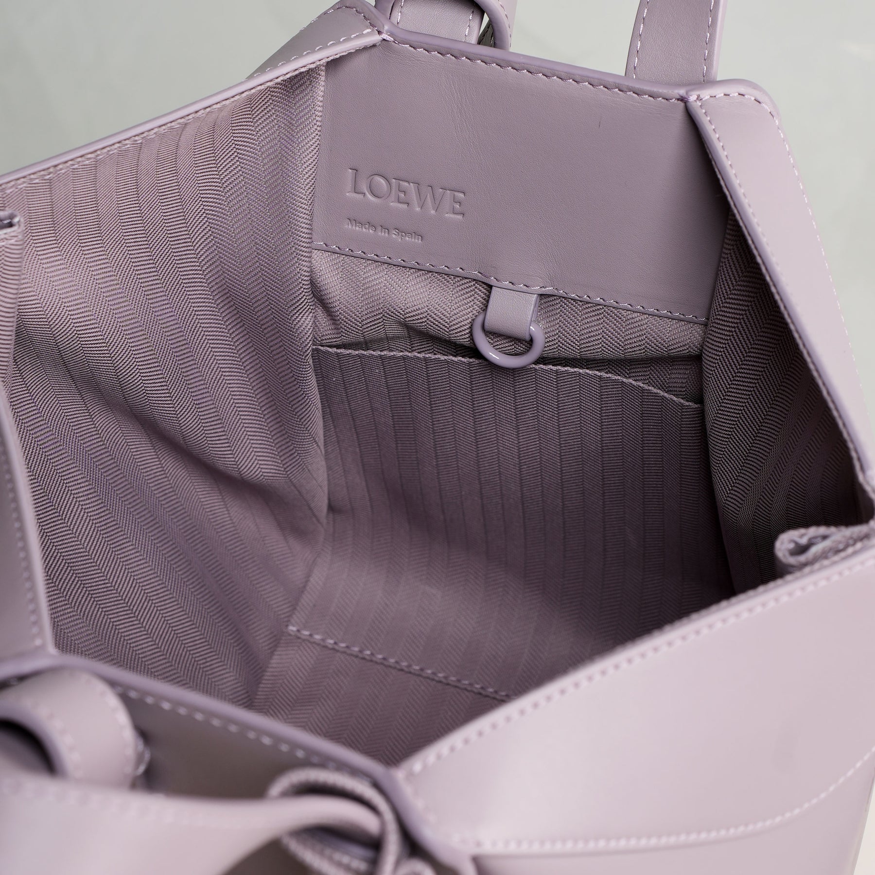 Hammock Small Leather Shoulder Bag in Beige - Loewe