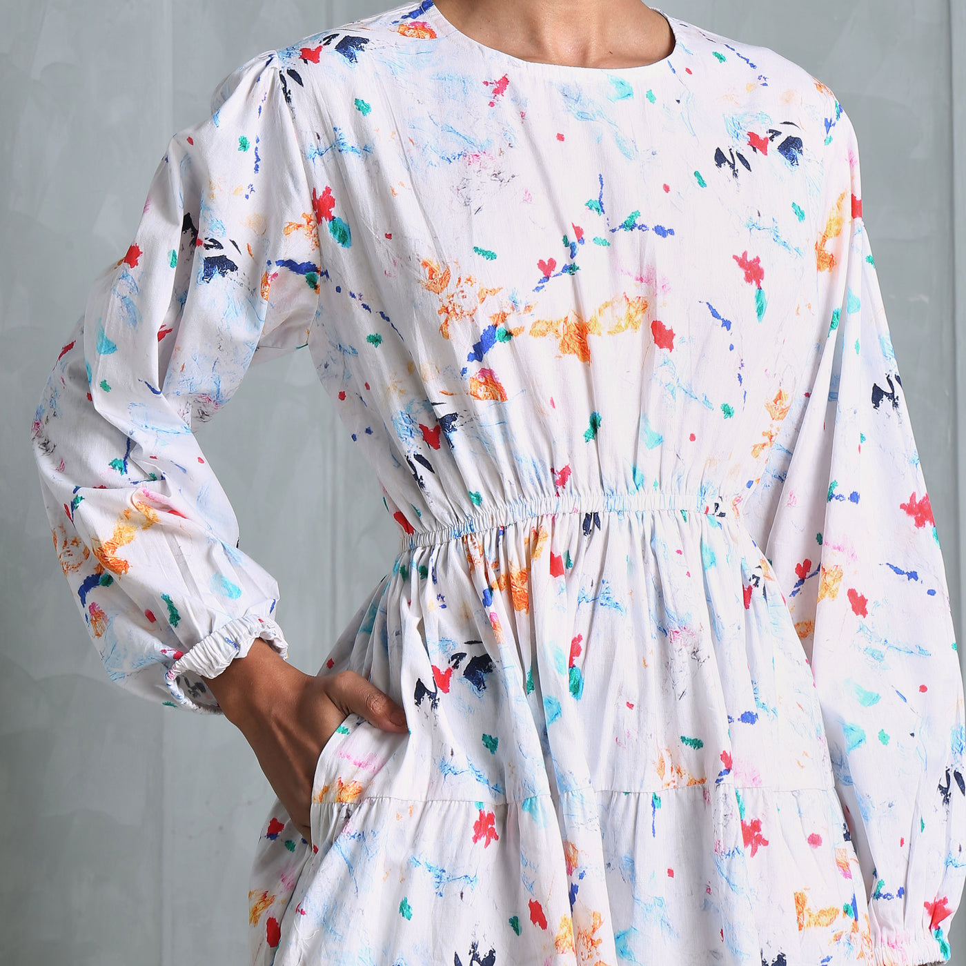 Happi Space Hello Summer Printed Dress with features a round neck, blouson sleeves,